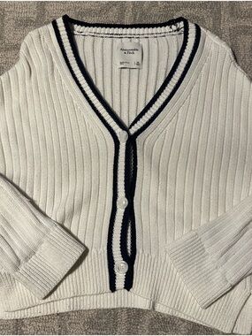 Abercrombie & Fitch White & Navy V-Neck Cardigan | XS